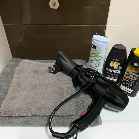 New Modern Rooftop Apartment-free Private Parking, Self Check-in Скоп'є