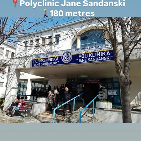 New Modern Rooftop Apartment-free Private Parking, Self Check-in Апартаменты