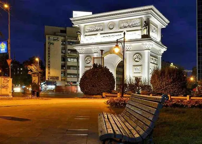 New Modern Rooftop Apartment-free Private Parking, Self Check-in Apartman *