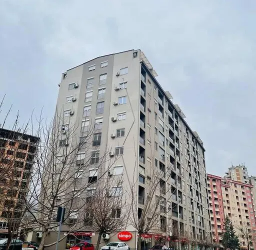 New Modern Rooftop Apartment-free Private Parking, Self Check-in Apartment Skopje