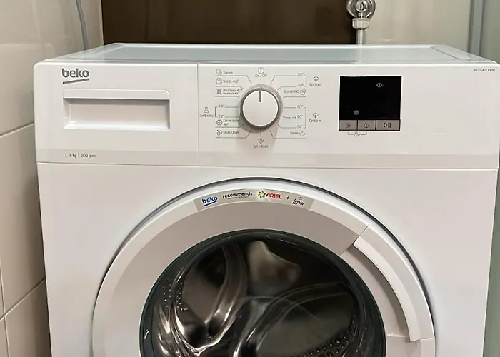 New Modern Rooftop Apartment-free Private Parking, Self Check-in Apartman *