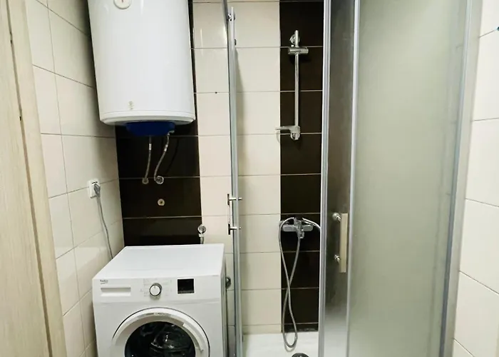 New Modern Rooftop Apartment-free Private Parking, Self Check-in * Szkopje